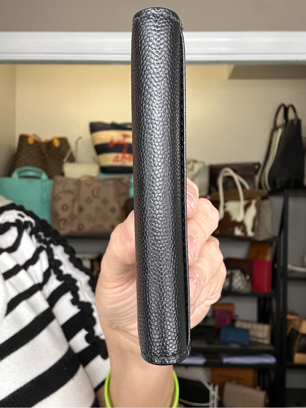 Saint Laurent Black Pebbled Leather Compact Wallet - Picture 7 of 11